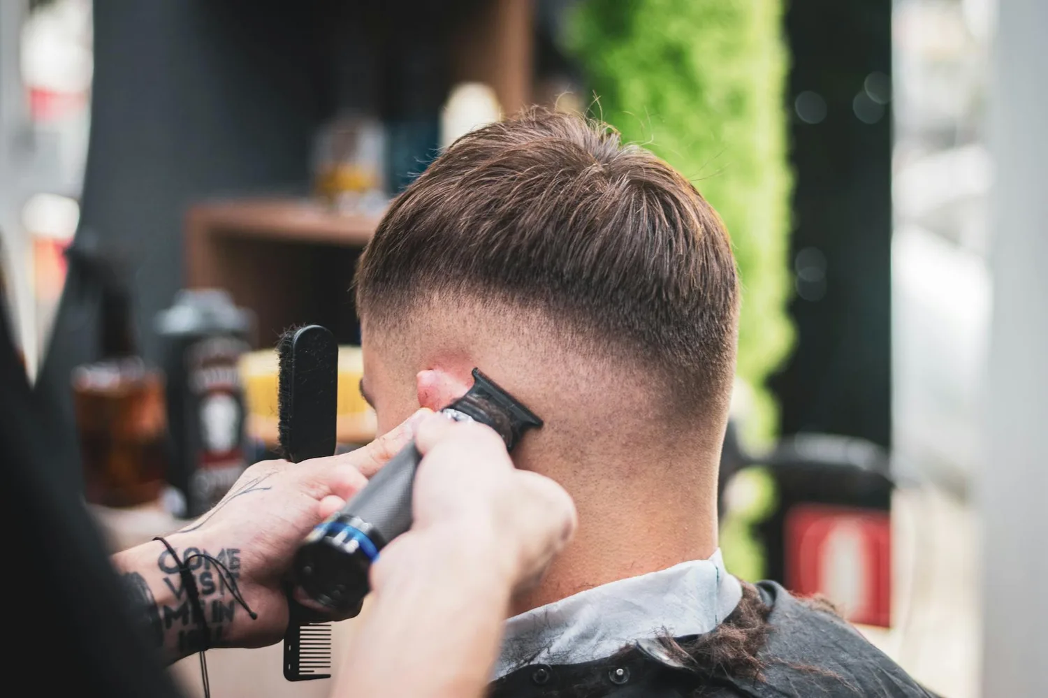 Dégradé américain : guide pratique pour réussir cette coupe